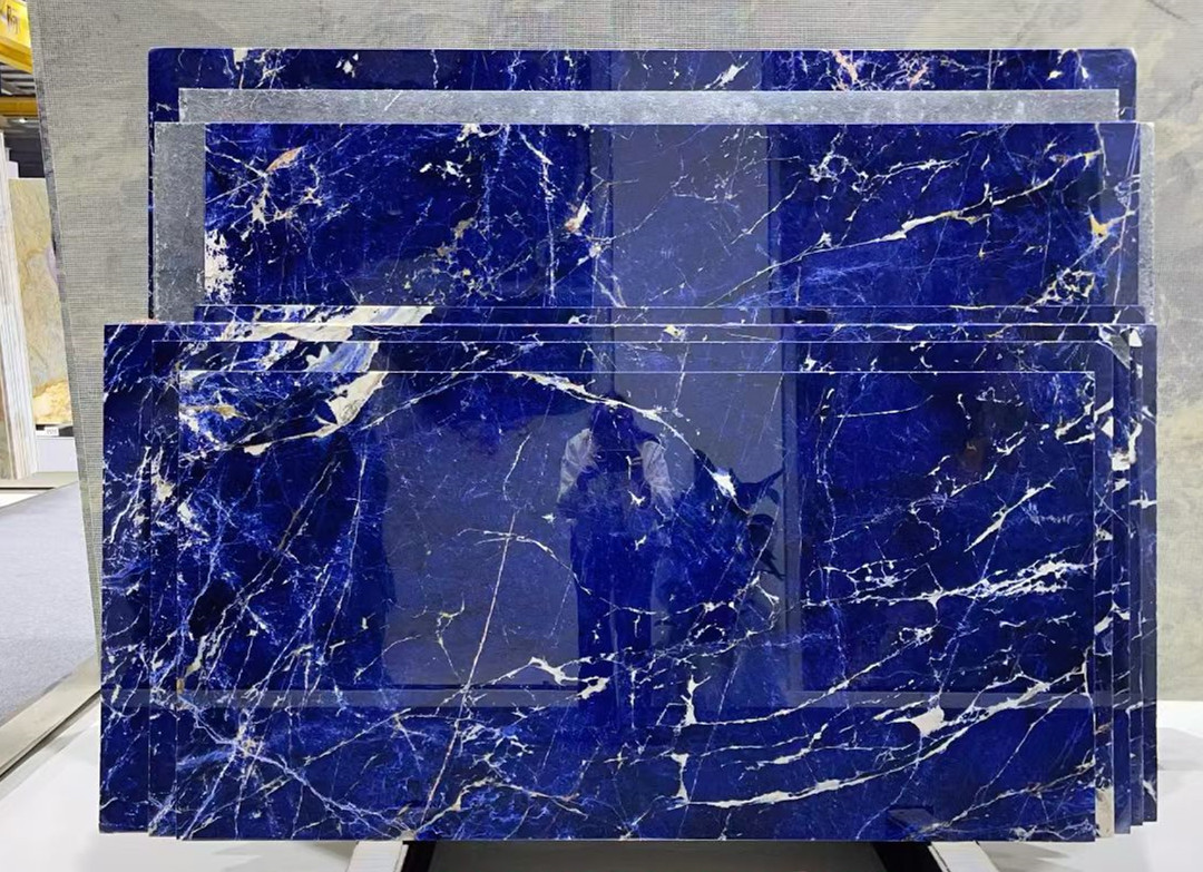 CLOSIONNE BLUE (1).jpg
