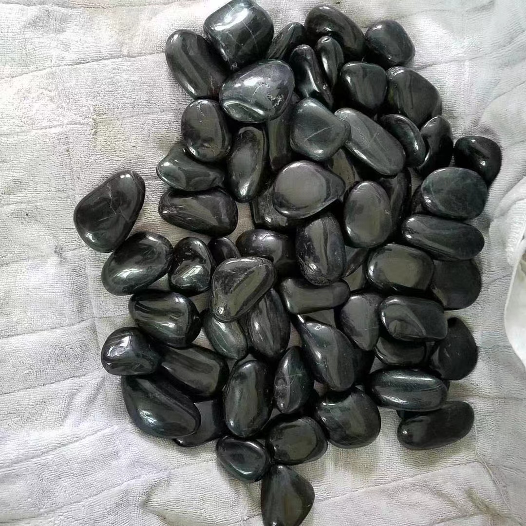 POLISHED BLACK COLOR NATURAL PEBBLE.jpg